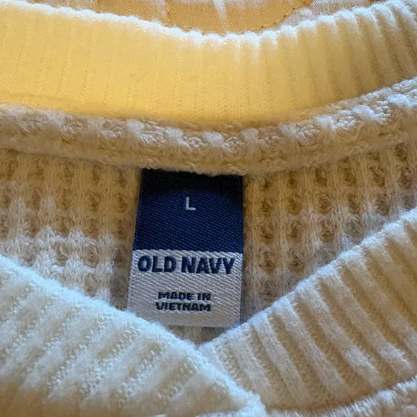 Oversized Cozy Waffle Henley Top from Old Navy NWT size L - Image 5