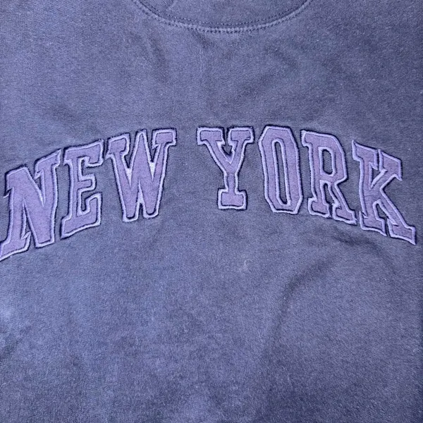 New York Popular crewneck sweatshirt with 'NEW YORK - Image 6