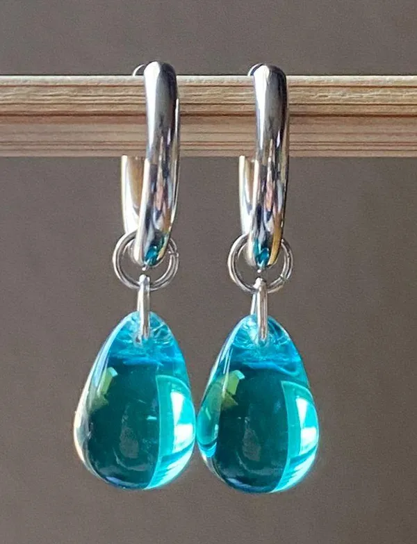 Handmade aqua teardrop Czech glass simple minimalist hoop earrings💙 - Image 2