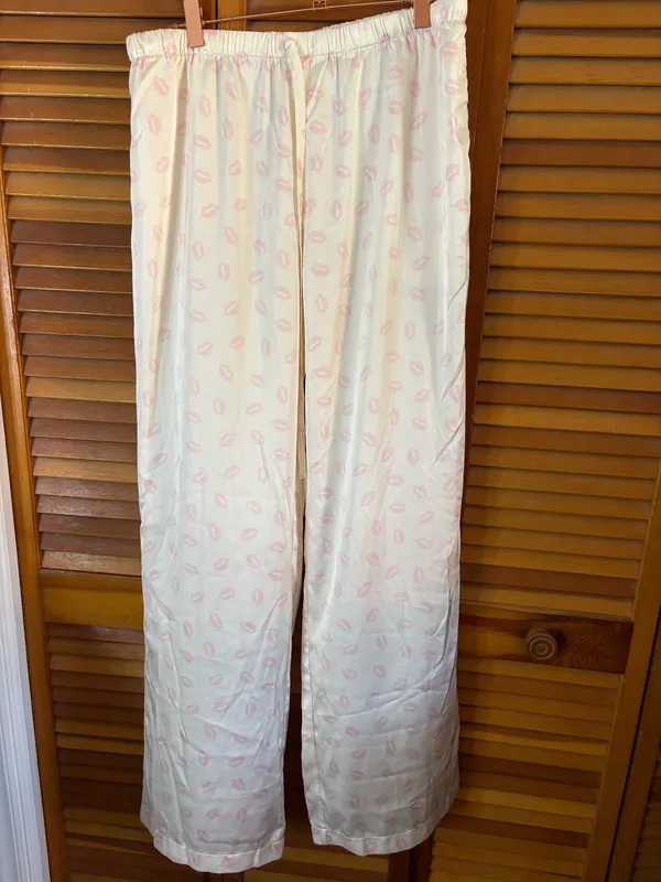 pajama pants  - Image 2