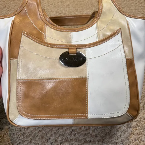 VTG Nine West Patchwork Hobo Shoulder Bag Tan Cream White Faux Leather Neutral - Image 12