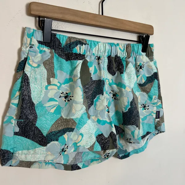 Patagonia - Barely Baggies Shorts 2.5” Outdoors Hiking Climbing Nature - Image 3