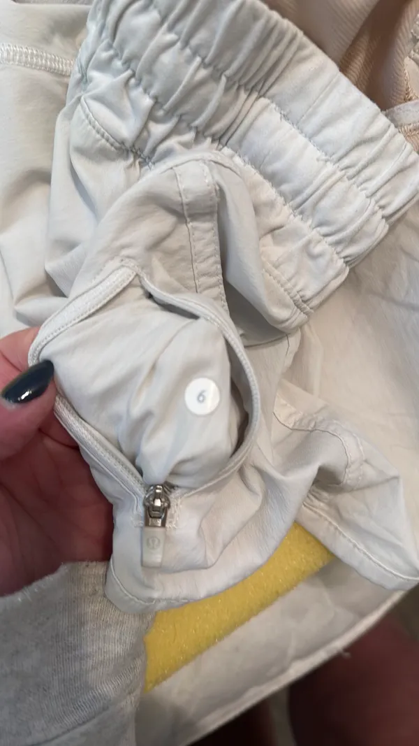 Lululemon Tracker Shorts 4" White - Image 5
