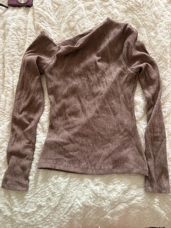 NA-KD Long Sleeve Top  - Image 2