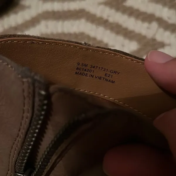 ‎Frye booties 9.5 - Image 10