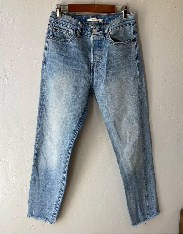 Levi’s Premium Wedgie Icon Fit in Shut Up Wash - Image 8