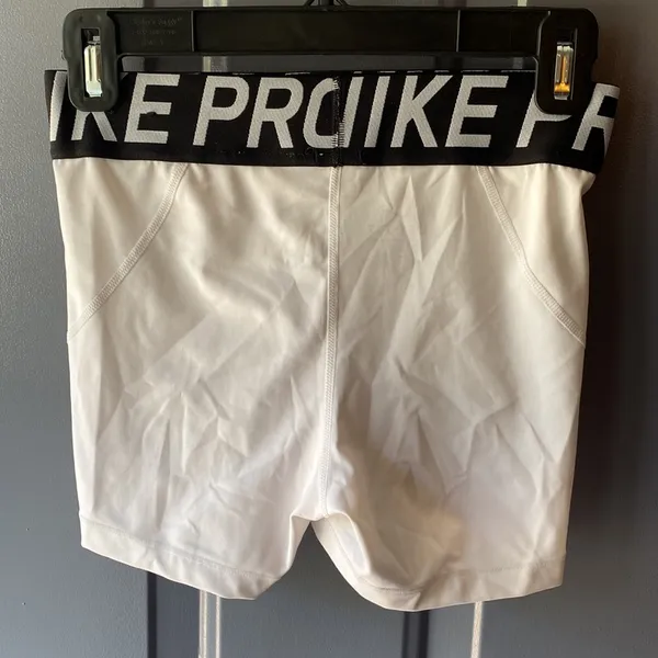 Women’s white nike pros - Image 2