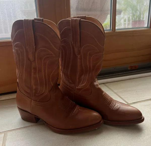 Tecova Cowboy Boots Size 8.5 - Image 3