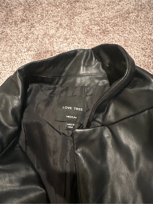 Love Tree Black Leather Blazer Jacket Size Medium 0605 - Image 3