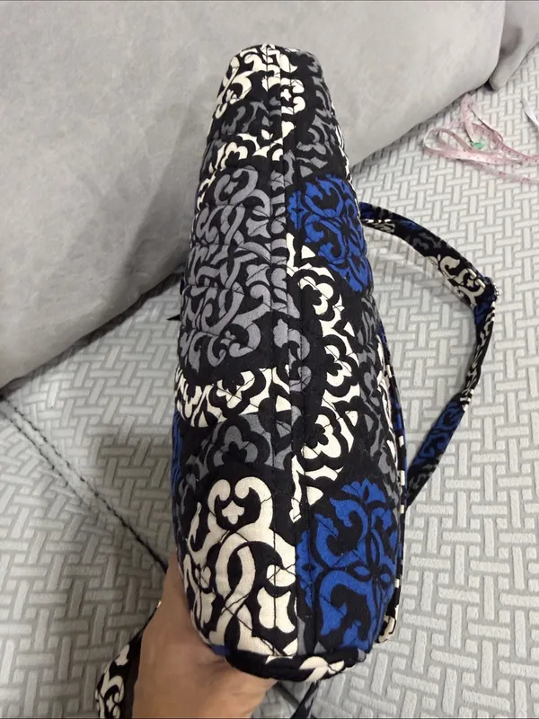Vera Bradley Hipster Crossbody Canterbury Cobalt Tablet Bag w/Adjustable Strap - Image 11