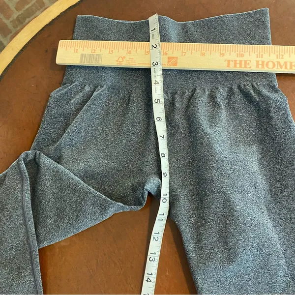 NVGTN Contour Seamless Leggings Gray Size medium gym workout‎ walk booty lift - Image 5