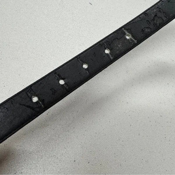 Crown Pacific Vintage Black Leather Gold Tone Buckle Belt Womens M - Image 3