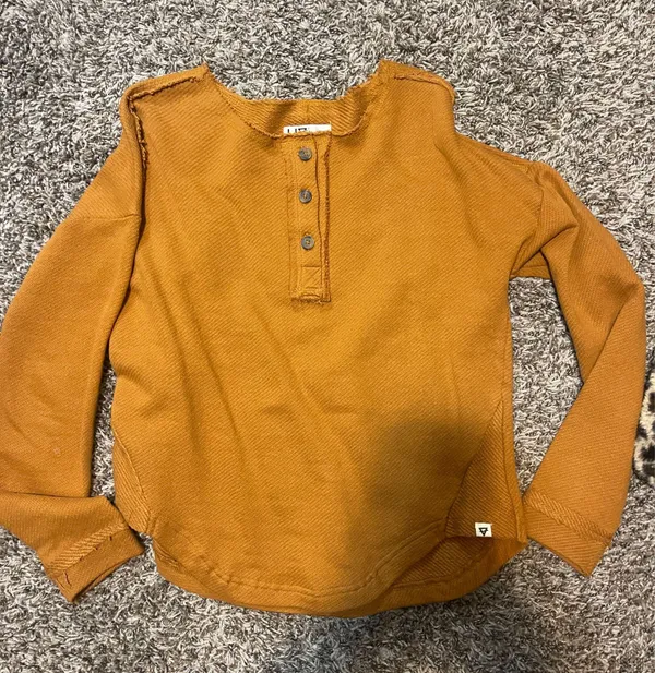 Liv Henley long sleeve - Image 2
