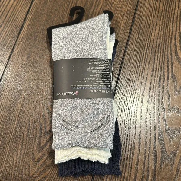 Cuddl Duds Plushfill Crew Socks NEW Navy Marled Gray Cream Warm Cozy Size 4-10 - Image 6