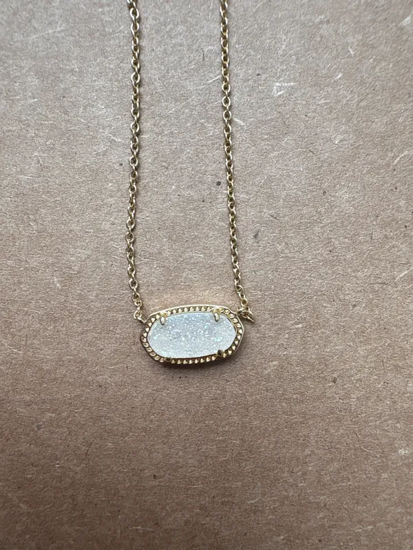 Kendra Scott Necklace Gold - Image 3