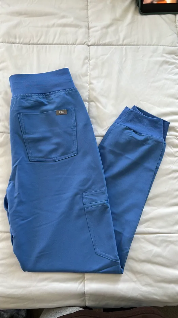 FIGS High Waisted Zamora Scrub Jogger - Image 3
