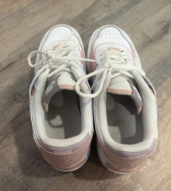 Nike pink and purple air force 1 size 10 - Image 6