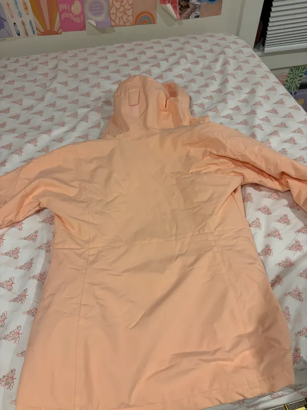 Columbia Ski Jacket - Image 8