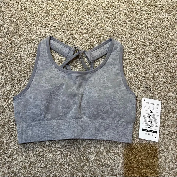 ACTA NWT Seamless Camo Sports Bra Grey Size Medium - Image 3
