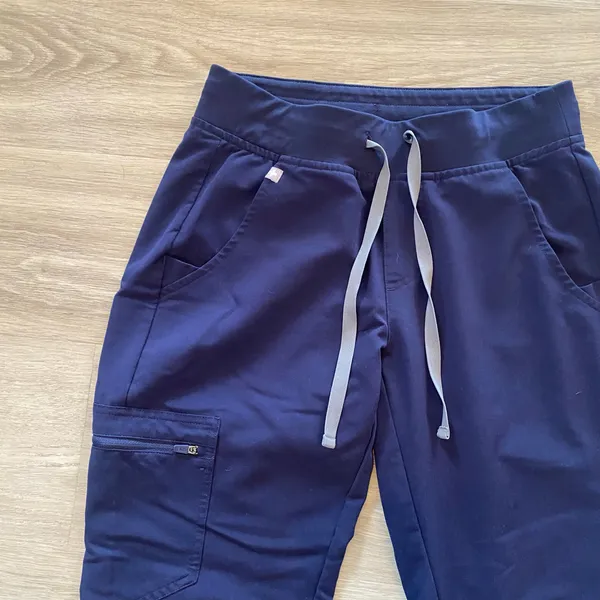 FIGS Navy Blue Casma Top Zamora Jogger Scrub Set Women's size XS / Small Petite - Image 8
