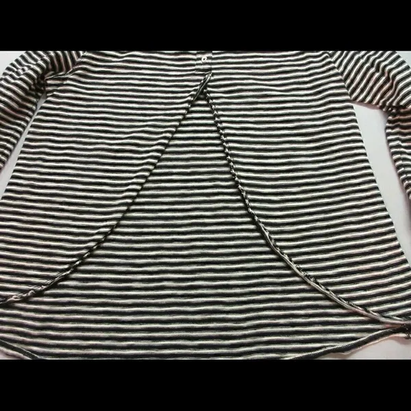 Anthropologie top by We the Free tulip back Med - Image 3