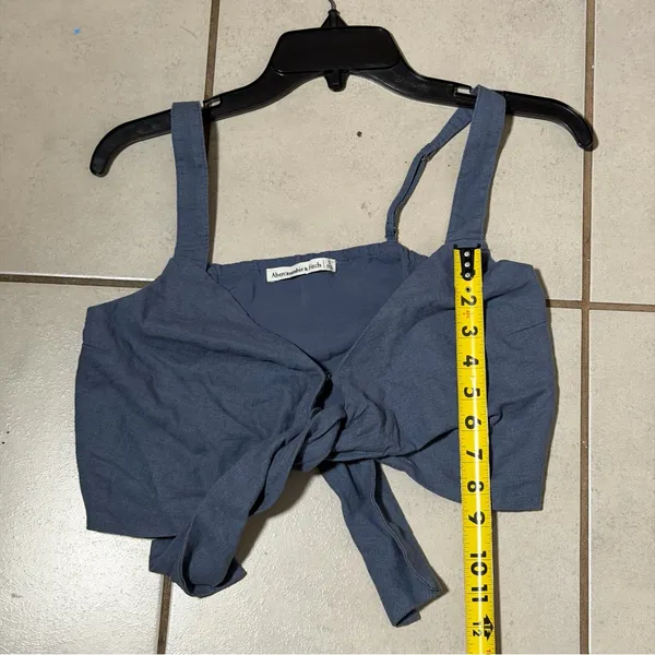 Abercrombie & Fitch‎ Women's Navy Linen Tie-Front Crop Top Size S - Image 7