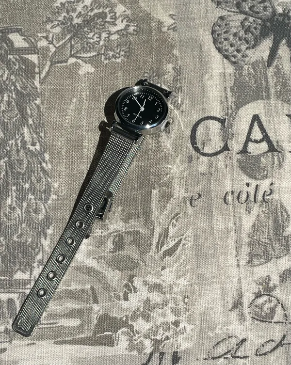 Cute silver watch Black - Image 4