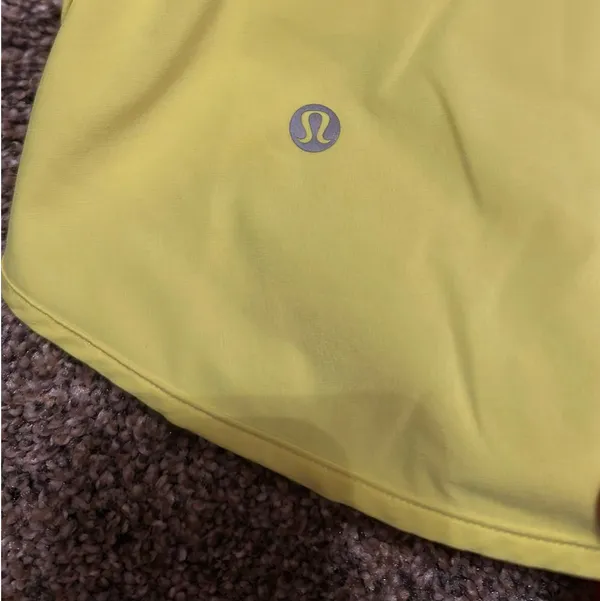 Lululemon Hotty Hot Skirt High-Rise 6 - Image 3