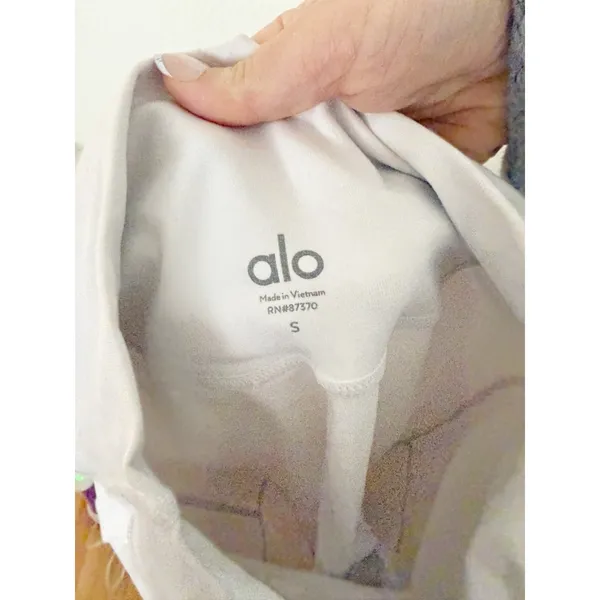 Alo Yoga Goddess Leggings Sz S - Image 4
