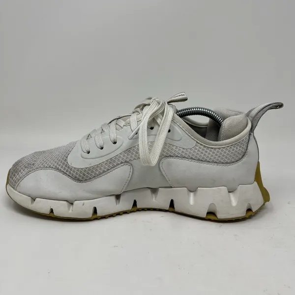 Reebok Zig Dynamica STR Women's‎ Running Shoes Size 7.5 Chalk White Gum Athletic - Image 7