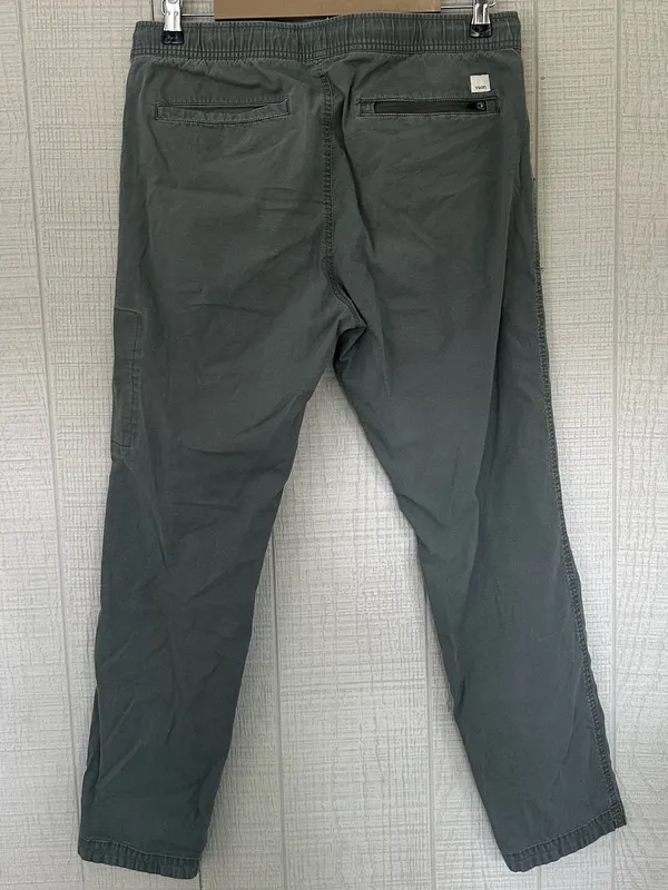 Vuori Women’s Ripstop Pants Dark Olive Green Size Large - Image 2