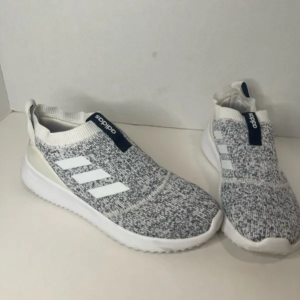 Adidas Cloudfoam Gray and White Slip-On Sneakers - Image 6
