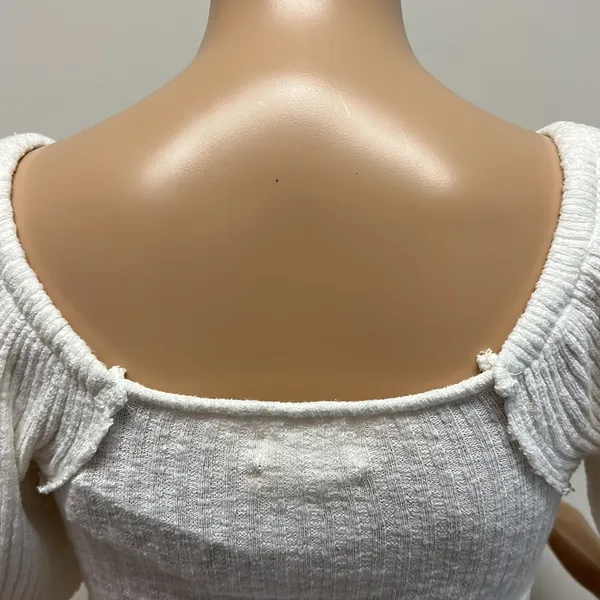 NWT Urban Outfitters Twisted Cropped Top - Image 7