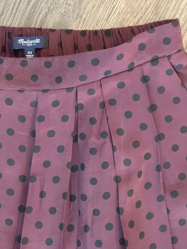 Madewell Pleated Mini Skirt Burgundy - Image 2