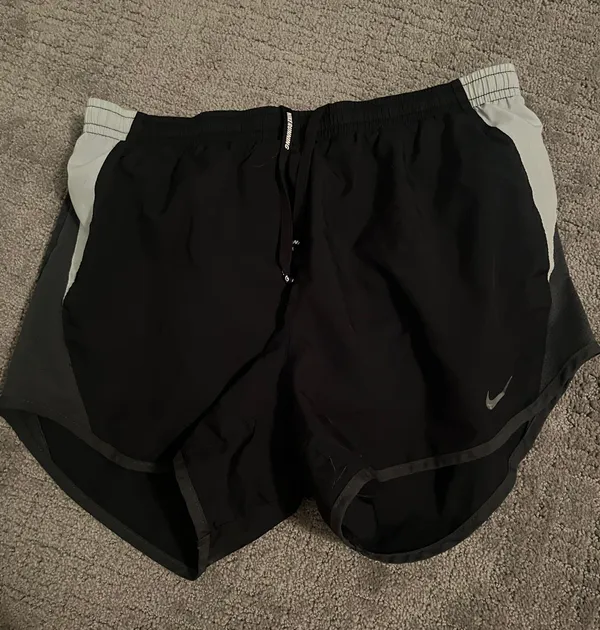 Nike Shorts - Image 2