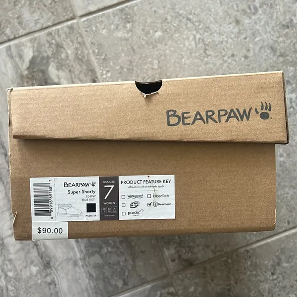 BearPaw Super Shorty Booties in Black, NWT, Size 7 - Image 11