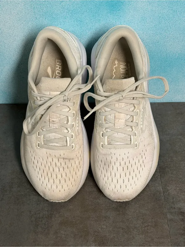 Brooks Ghost 16 Women's White/Pale Gray Running Shoes 1204071B151 Size 7.5B - Image 4