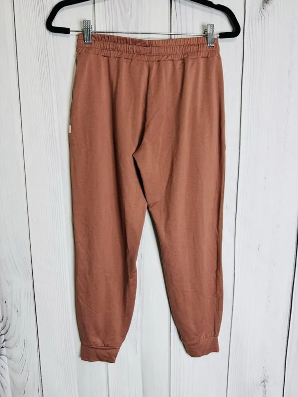 Vuori Women’s Terracotta Performance Jogger Pants Size XS (26 x 24) - Image 4