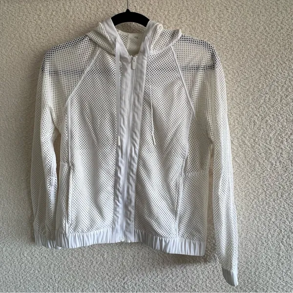 Lululemon Women’s Mesh On Mesh White Lightweight‎ Jacket Size Small/4 - Image 2