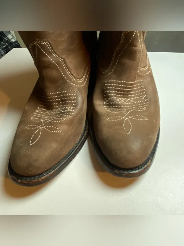 miz mooz carlitos Brown Leather Western Ankle Boots Embroidered Toe worn look 6 - Image 7