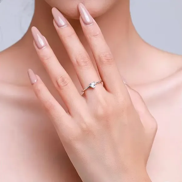 Sterling Silver SIZE 8 925 Dainty Heart AAAAA Zirconia Sparkling Ring - Image 2