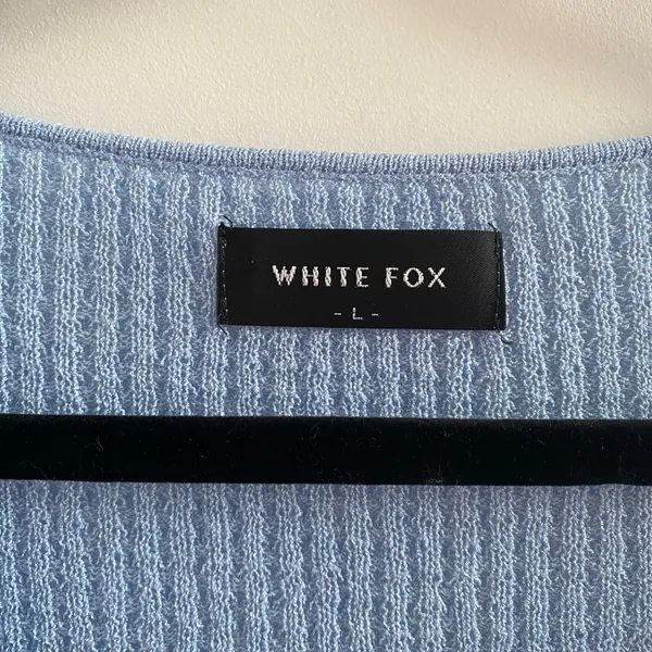 White Fox Blue Always Daydreaming Long Sleeve Crop Size Large - Image 5
