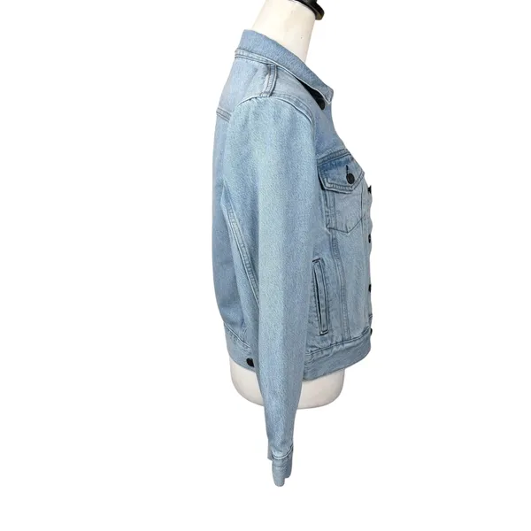 Reformation Jeans Jacket Women XS Blue Tahoe Light Wash Denim Button Front - Image 3