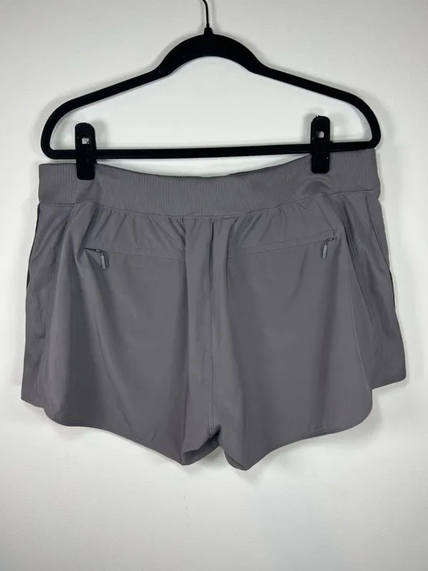 Athleta Brooklyn Shorts Silver Bells Gray Pockets Activewear Travel Hiking Sz 14 - Image 7