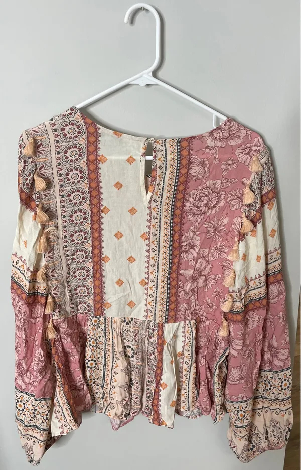 American Eagle Boho Tassel Peasant Bohemian Blouse Medium Excellent Condition - Image 6