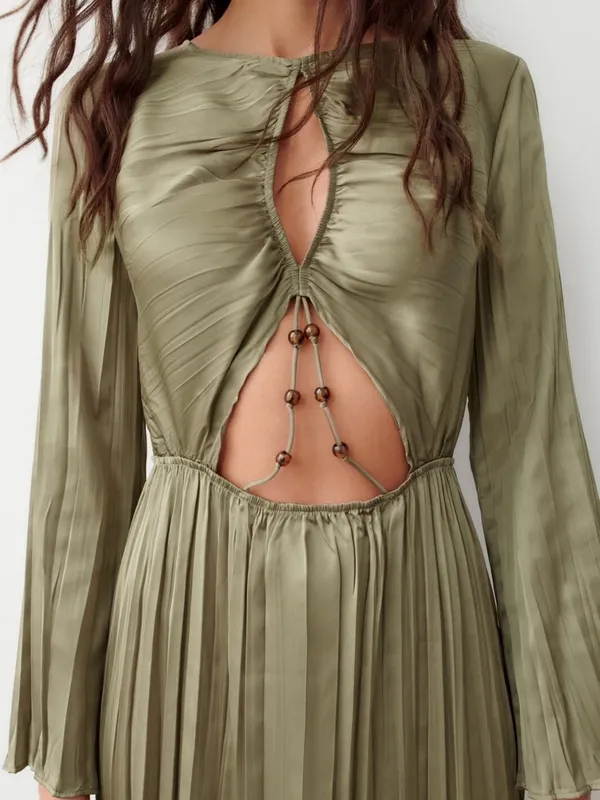 Zara Olive Cutout Pleated Midi Dress - Image 4