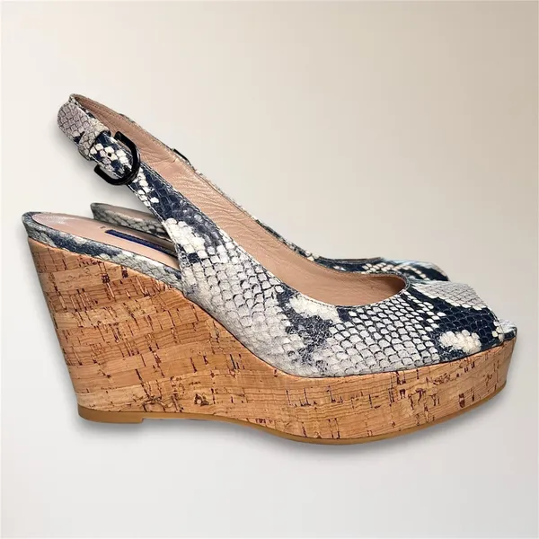 Stuart Weitzman 7.5 Snake Print Embossed Cork‎ Wedge Slingback Peep Toe Sandals - Image 3
