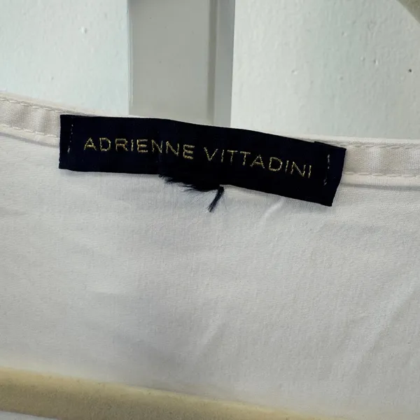 Adrienne Vittadini White‎ V-Neck Button Front Blouse Jersey Side Panels Medium - Image 5