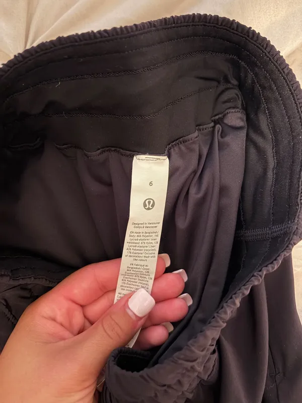 Lululemon High-Rise Shorts 5” - Image 3