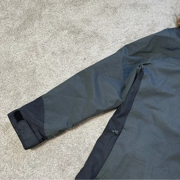 Burton Women’s Lelah Living Lining Ski Snow Jacket Isulated in Dark Green M - Image 7